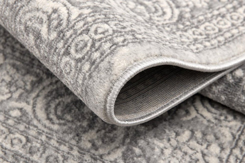 2' X 4' Gray Distressed Medallion Area Rug